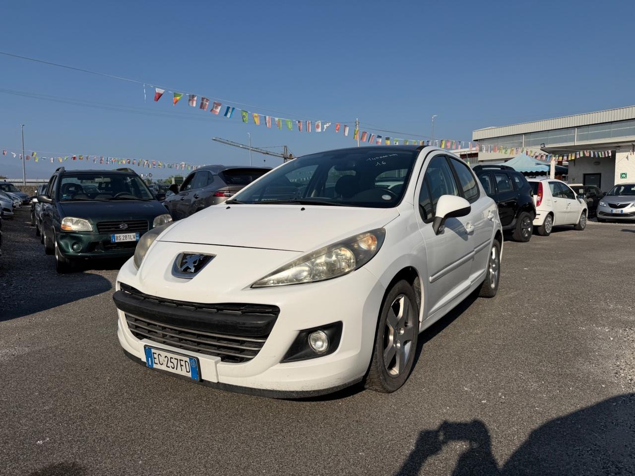 Peugeot 207 1.6 8V HDi 93CV 5p. XS