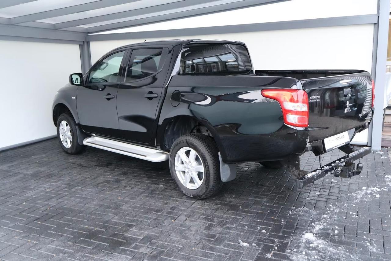 Mitsubishi L200 2.4 DI-D/154CV Double Cab Invite