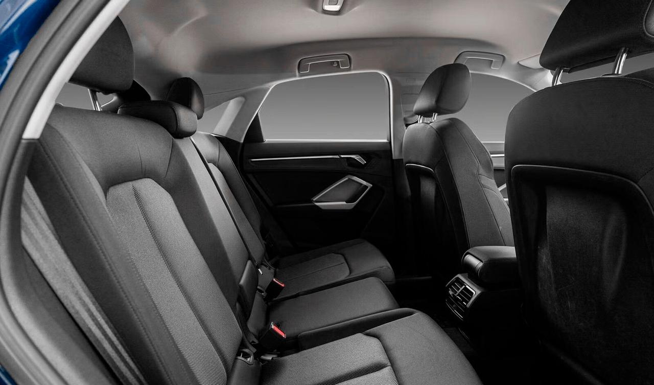 Audi Q3 Sportback 45 TFSIe S line Business