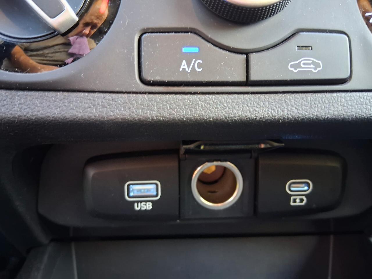 Hyundai i10 1.0 select