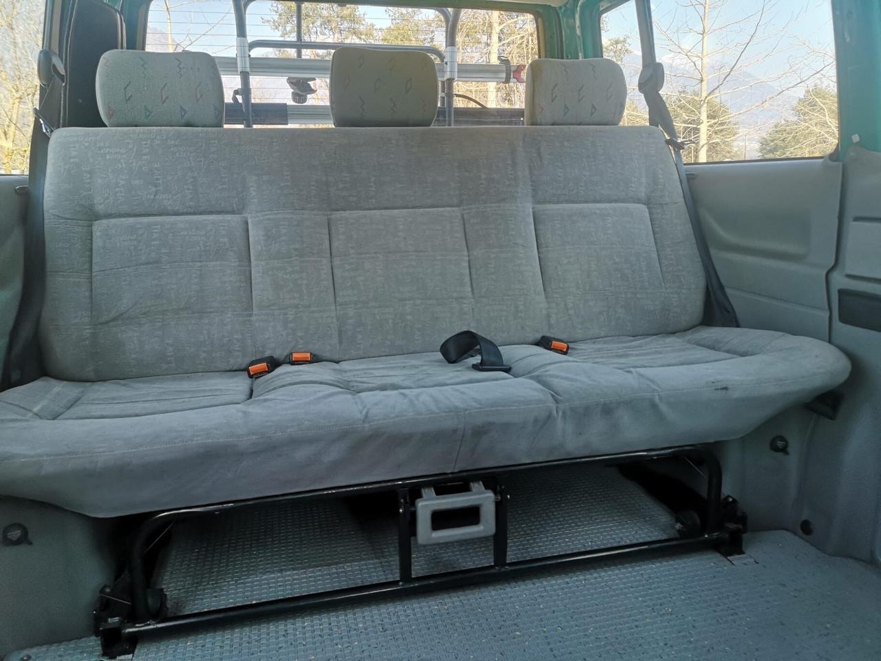 Volkswagen Transporter 2.5 multivan Caravelle