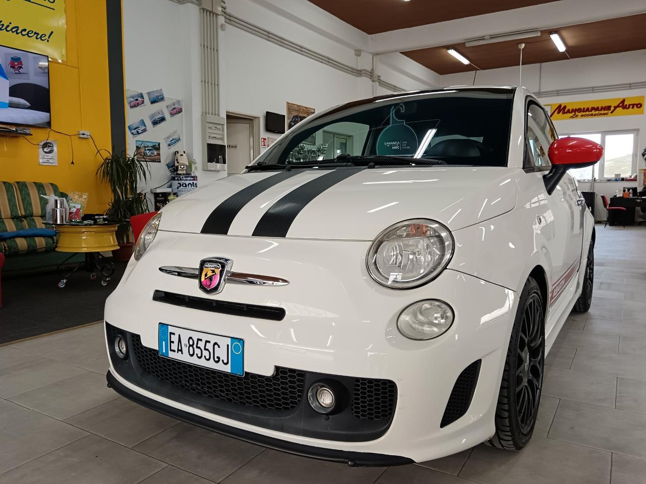 Abarth 500 1.4 Turbo T-Jet essesse