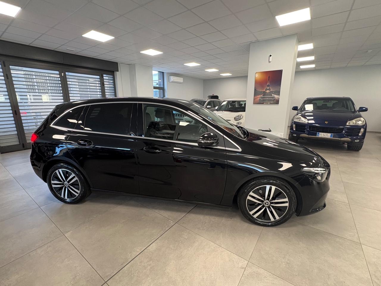 MercedesB 180 Sport 2.0 TDi 116cv 2022 km 71000
