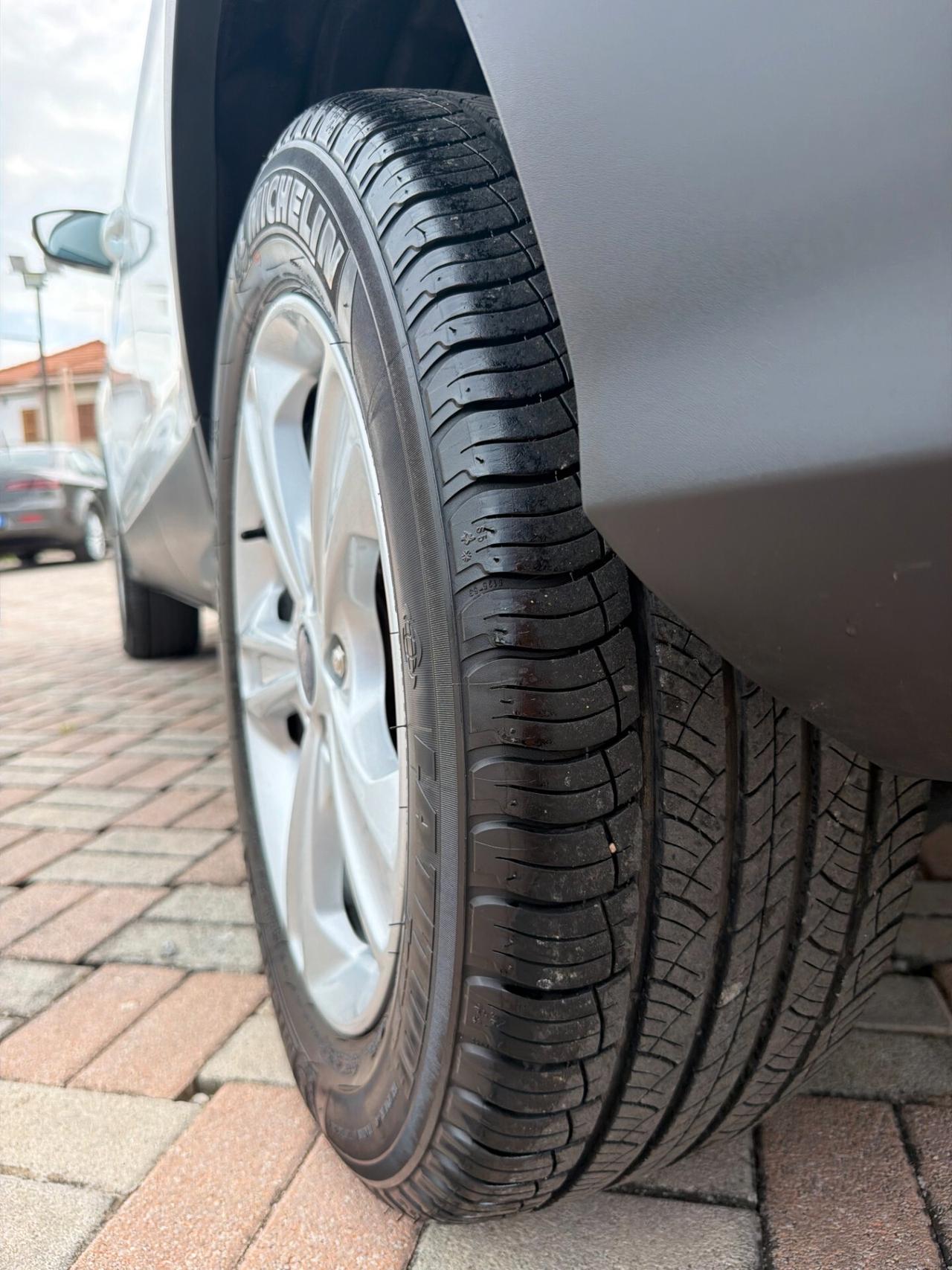 Ford Kuga 2.0 TDCI 120 CV S&S 2WD Titanium