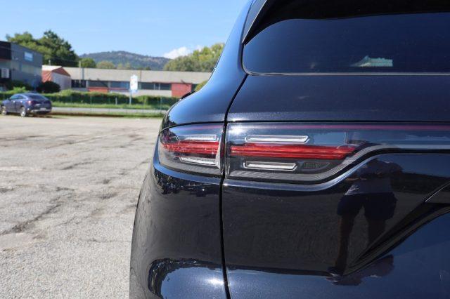 PORSCHE Cayenne 3.0 V6