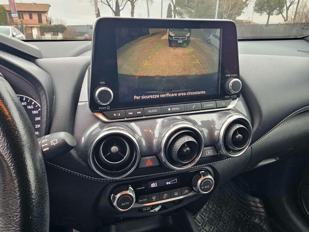 Nissan Juke 1.6 HEV Tekna