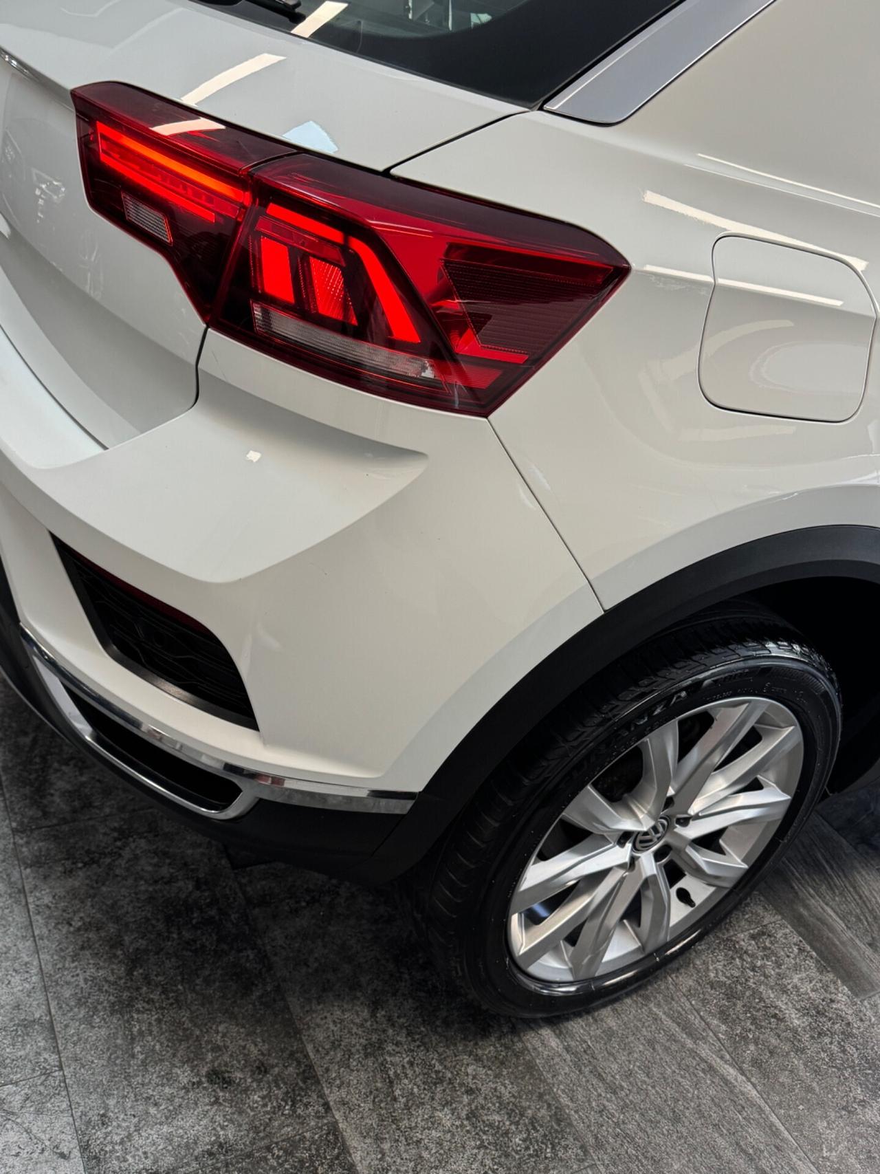 Volkswagen T-Roc 2.0 TDI 150 CV DSG TETTO APRIBILE