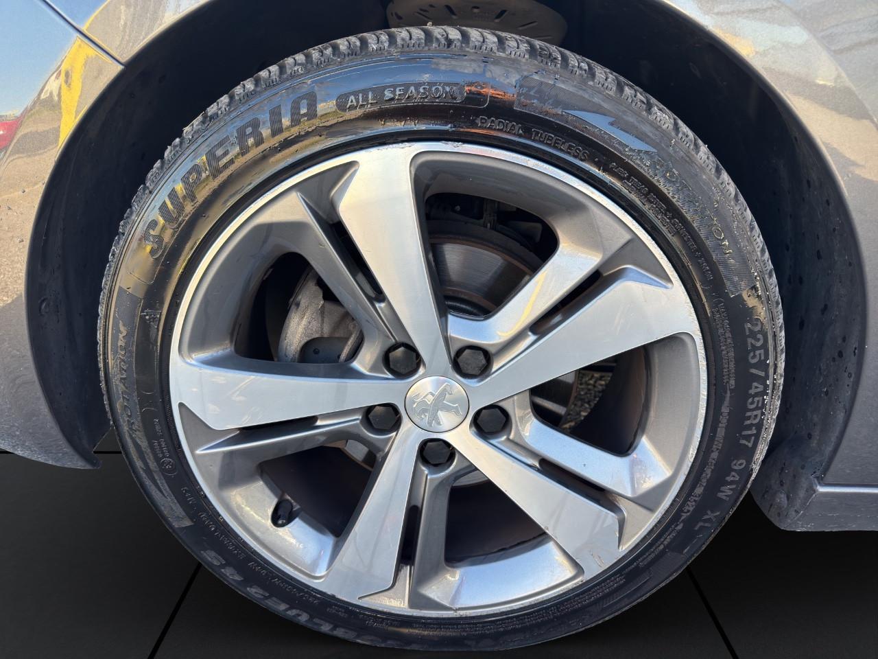 Peugeot 308 B.HDi 130 CV ALLURE -NAVI-XENO-SENSORI ANT/POST-E6D-CERCHI 17-VETRI PRIVACY-