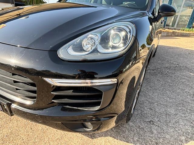 Porsche Cayenne 3.0 V6 tdi 262cv tiptronic Restyling 2016