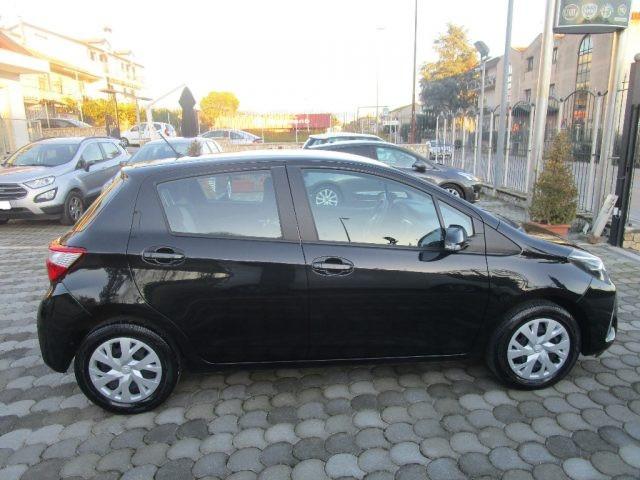 TOYOTA Yaris 1.0 5 porte Business