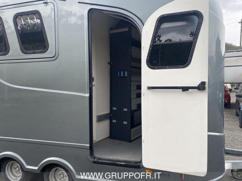 Trailer Steinsberger Steinsberger TRASPORTO CAVALLI