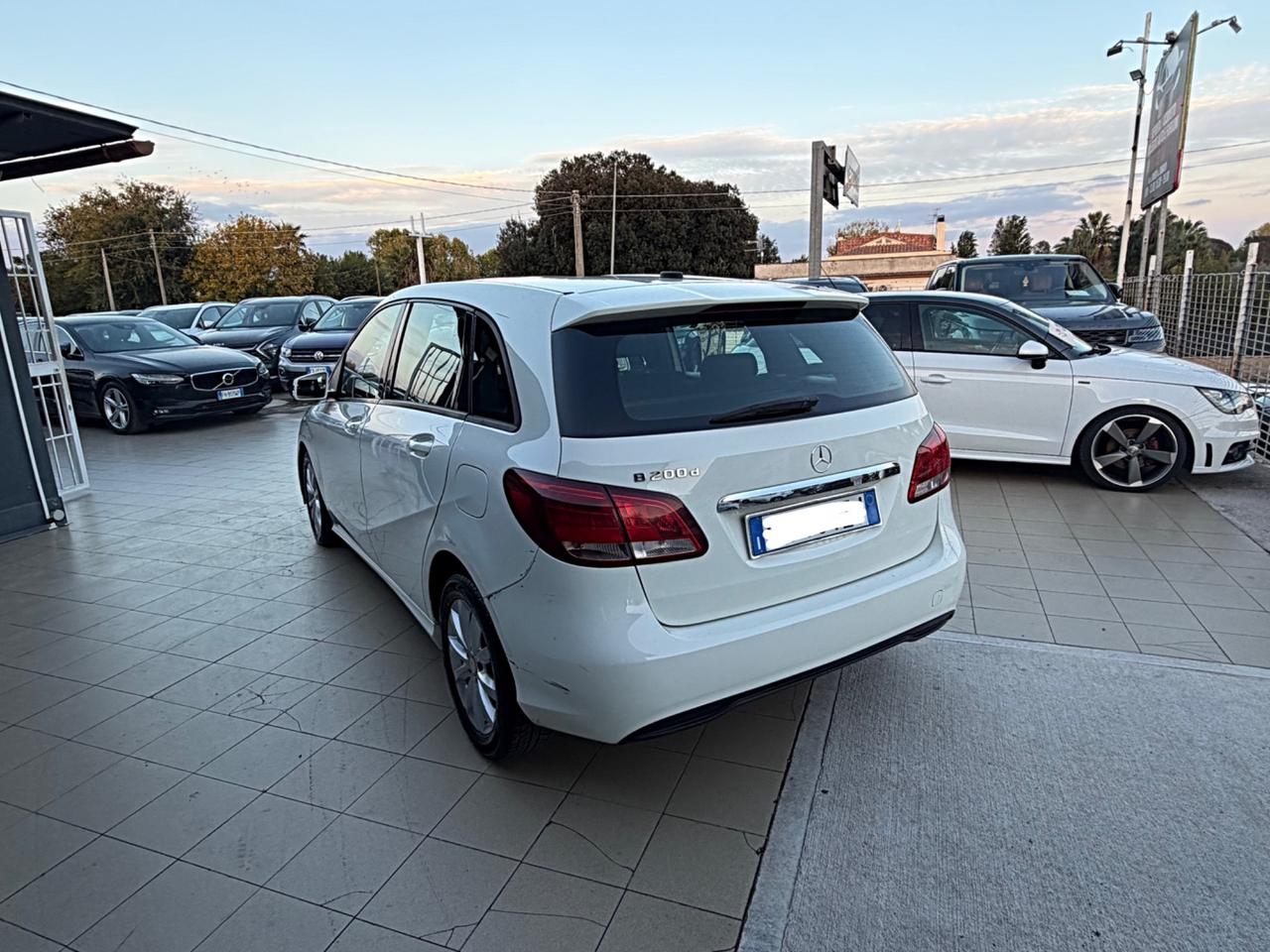 Mercedes-benz B 200 d Executive Garanzia 12 Mesi