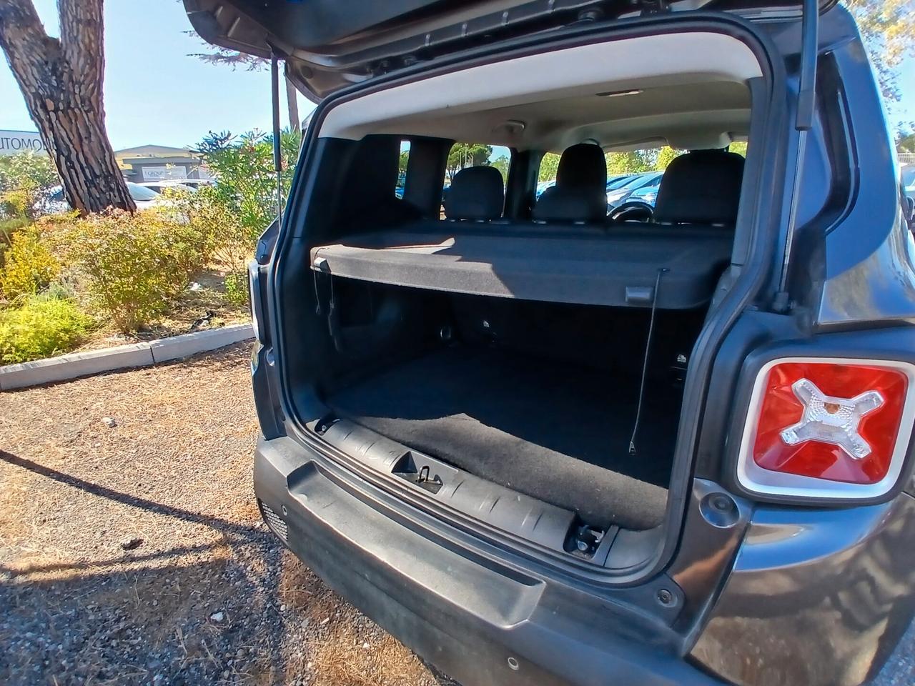 Jeep Renegade 1.6 Mjt DDCT 120CV