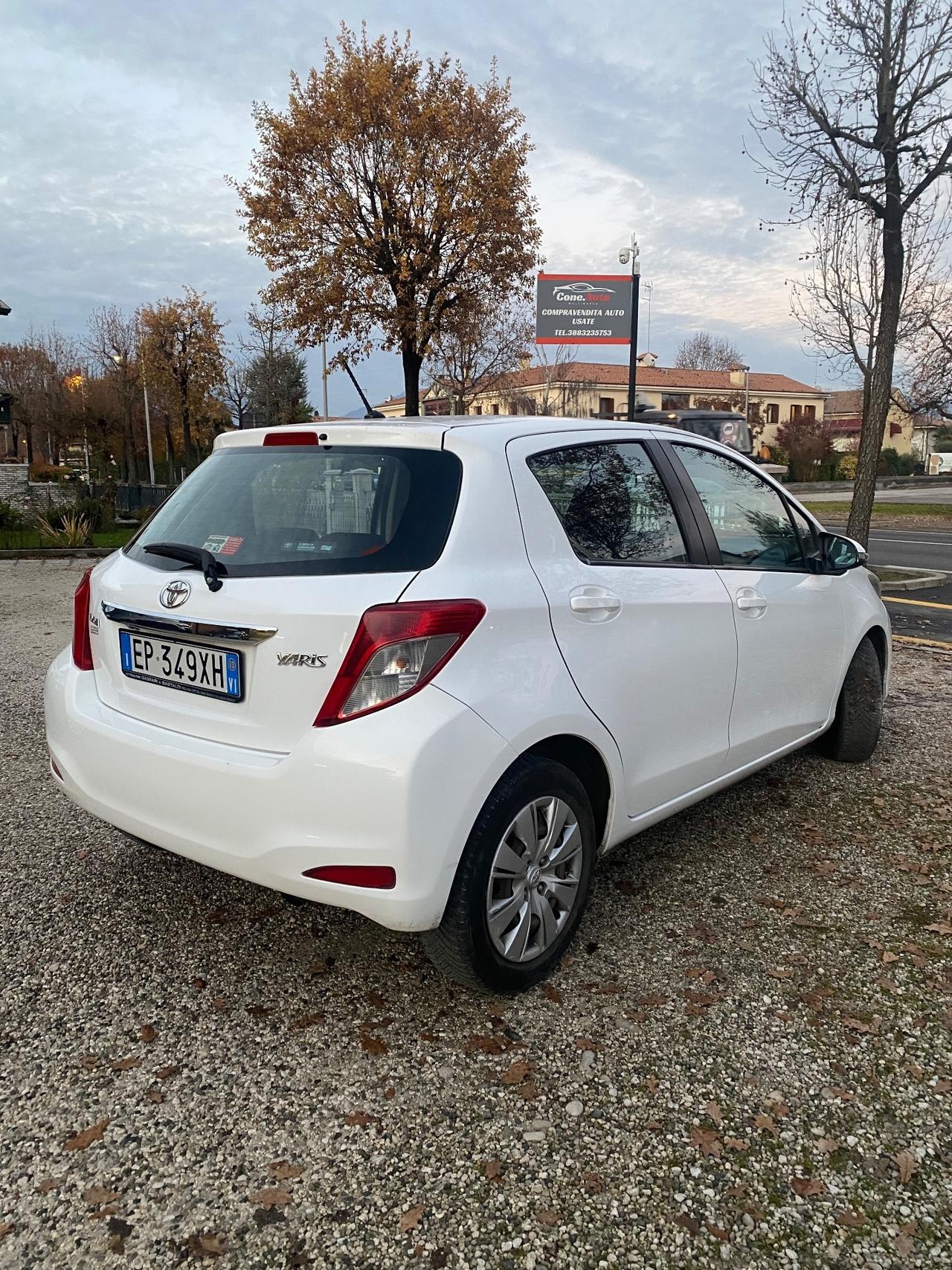 Toyota Yaris 1.4 D-4D 5 porte Lounge