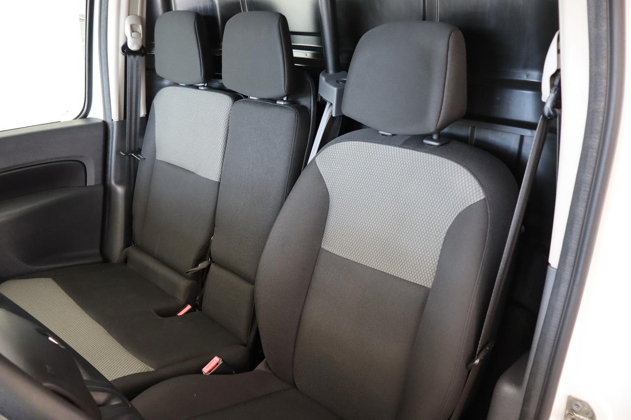 RENAULT KANGOO EXPRESS 1.5 DCI 75 CV 3 POSTI - SCAFFALATURA INTERNA - PIANALE ANTISCIVOLO