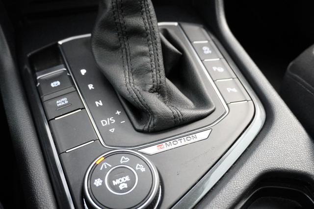 VOLKSWAGEN Tiguan 2.0 TDI SCR DSG 4MOTION Sport BMT
