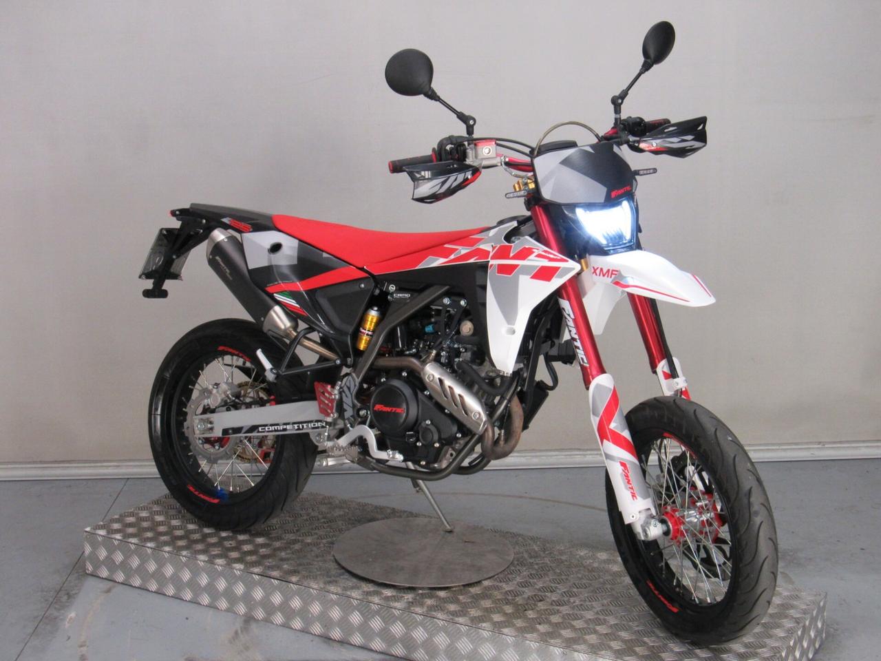 Fantic Motor XMF 125 COMPETITION 11 KW PATENTE A1 E B