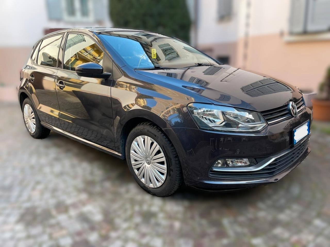 Volkswagen Polo V 2014 5p 1.4 tdi Comfortline 75cv