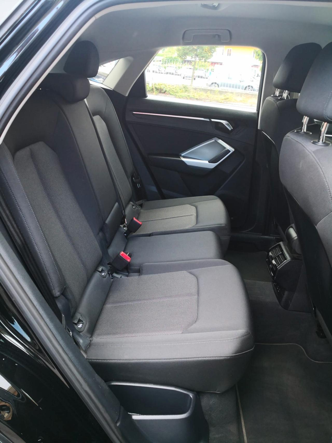 Audi Q3 SPB Sportback 35 TFSI Plug-in S tronic line ***UNIPROPRIETARIO***