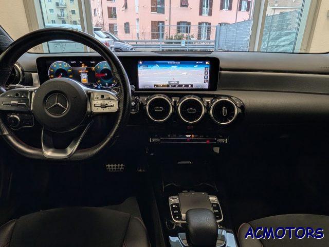 MERCEDES-BENZ A 180 d Automatic Premium