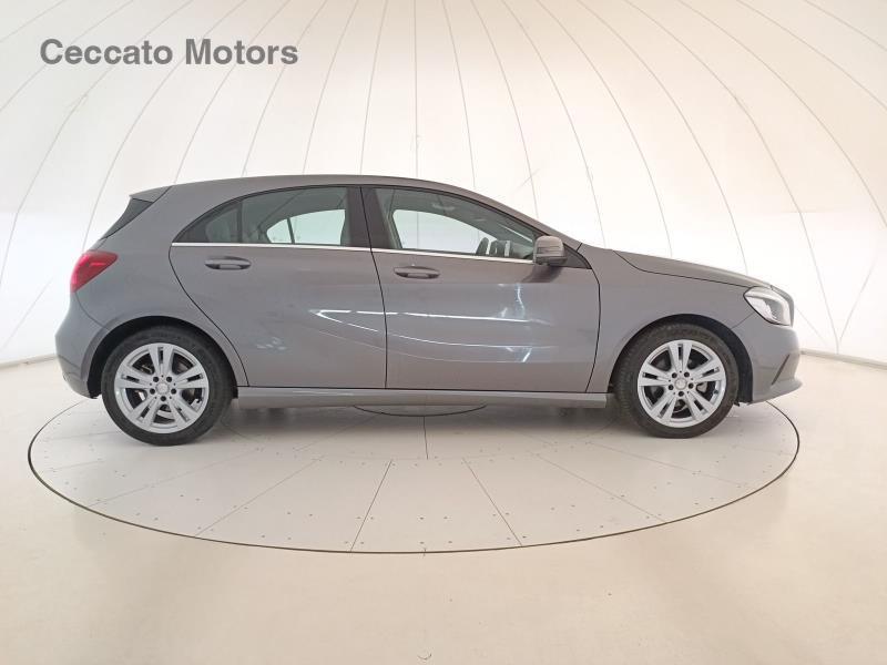 Mercedes Classe A 180 180 D Premium 7G-DCT