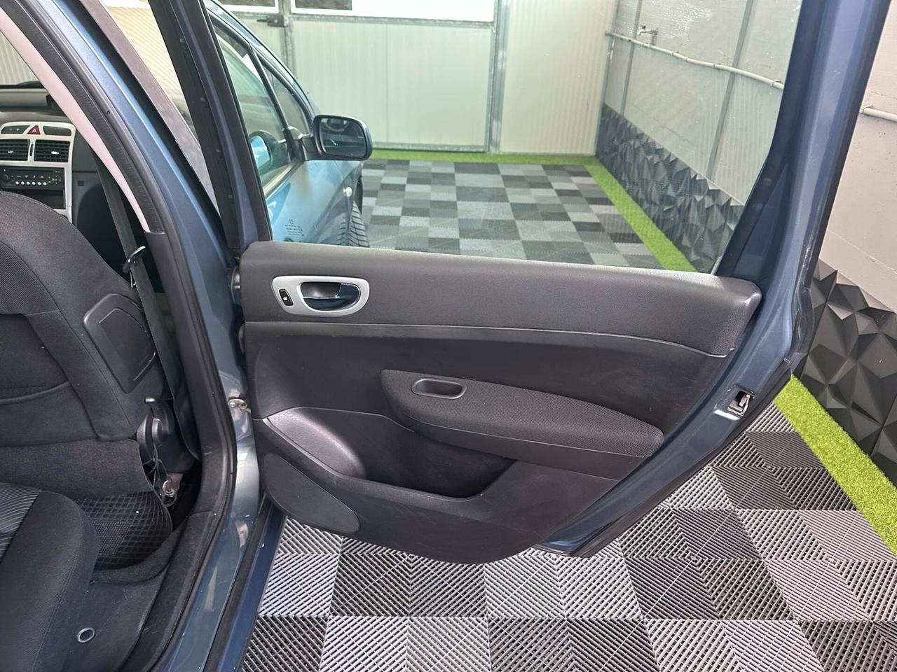 Peugeot 307 1.6 16V HDi FAP 110CV SW X-Line
