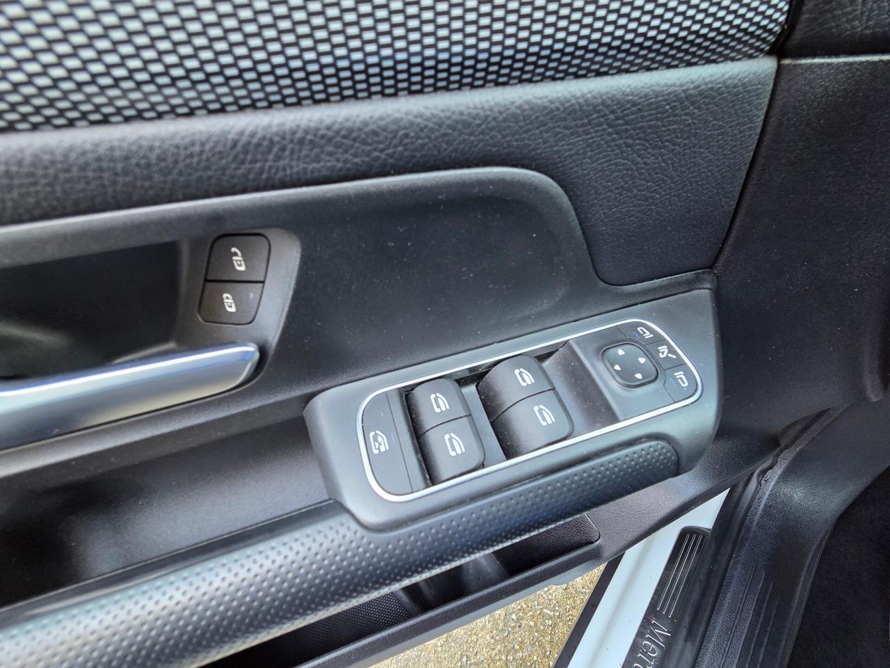 Mercedes-benz GLB 200 d Automatic Sport Plus