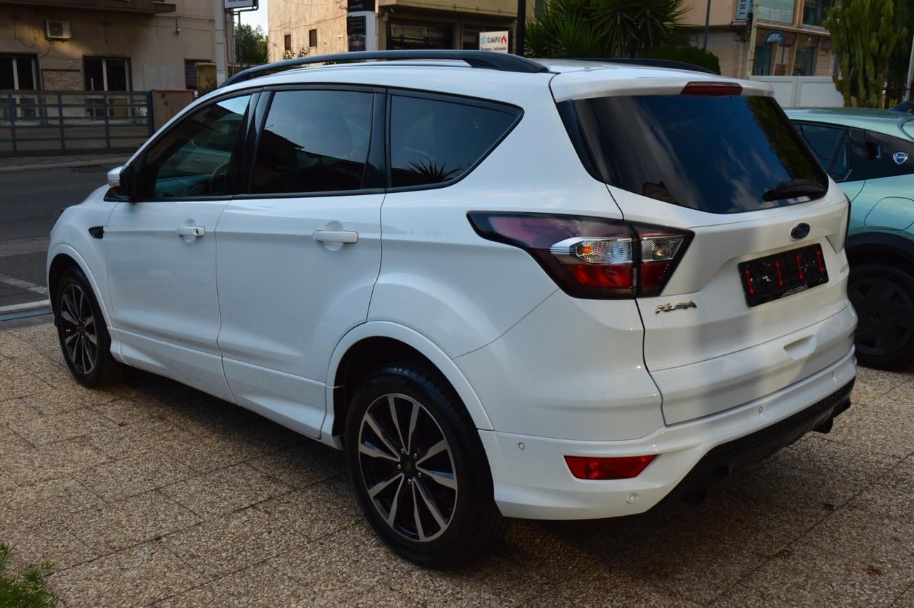 Ford Kuga 1.5 TDCI 120 CV S&S 2WD ST-Line