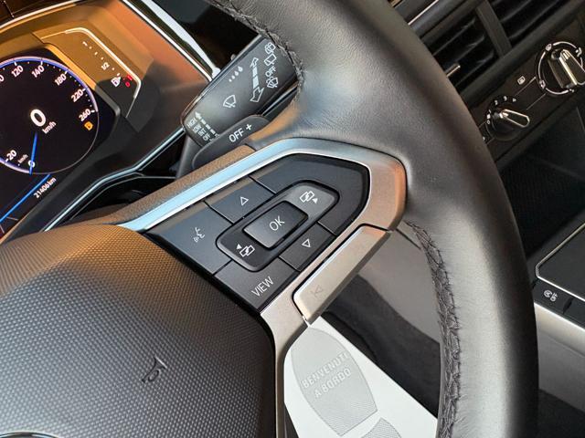 VOLKSWAGEN Taigo 1.0 TSI 110 CV DSG R-Line TETTO APR/PAN