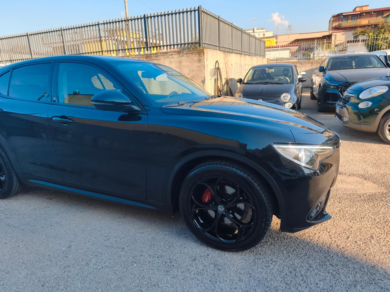 Alfa Romeo Stelvio 2.2 Turbodiesel 210 CV AT8 Q4 Super Total black