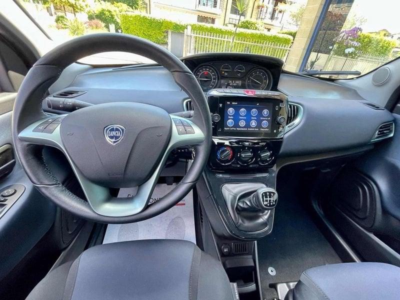 Lancia Ypsilon 1.0 FireFly 70CV S&S Hybrid Platino - AZIENDALE