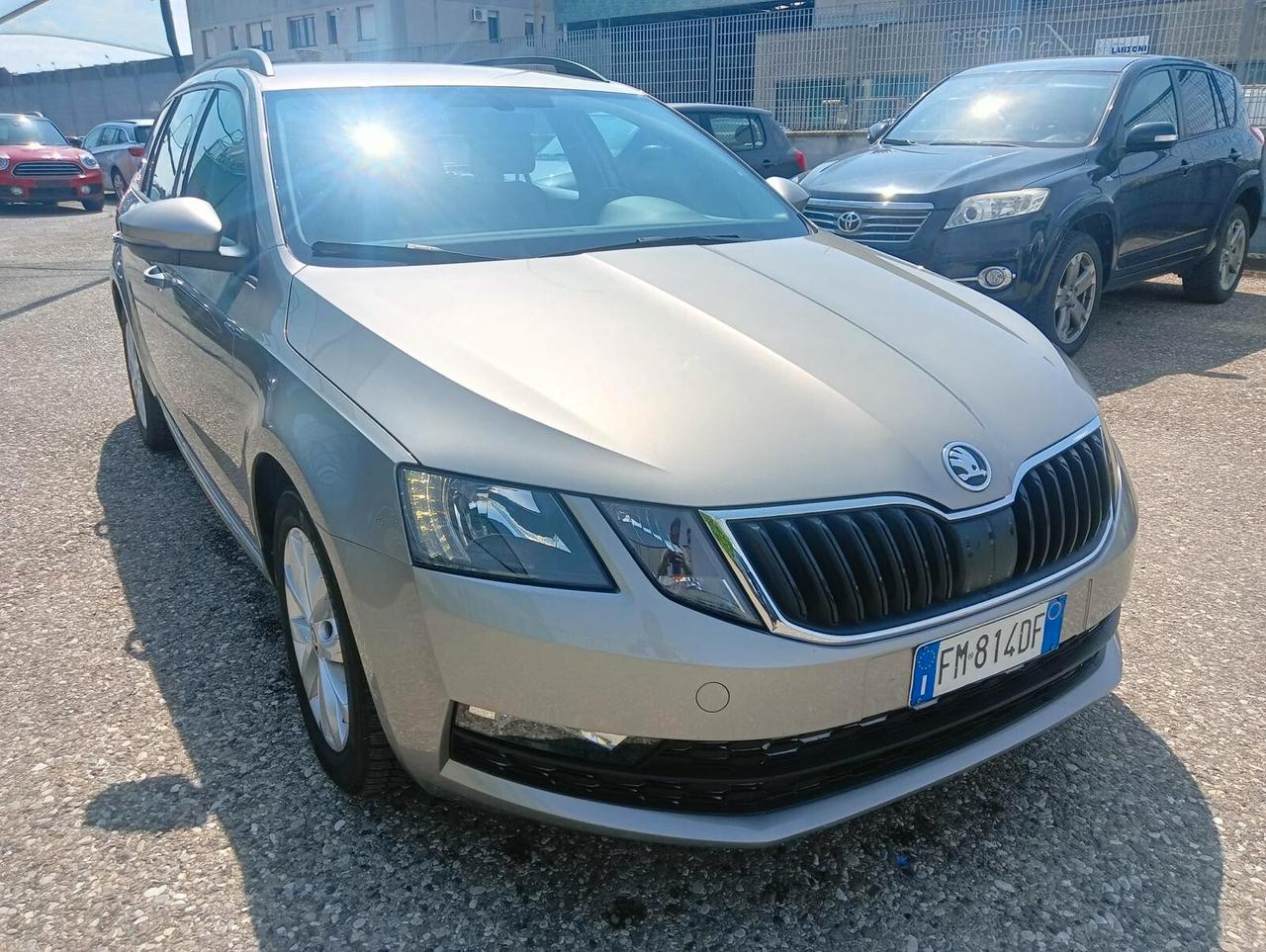 Skoda Octavia 2.0 TDI CR DSG Wagon Executive