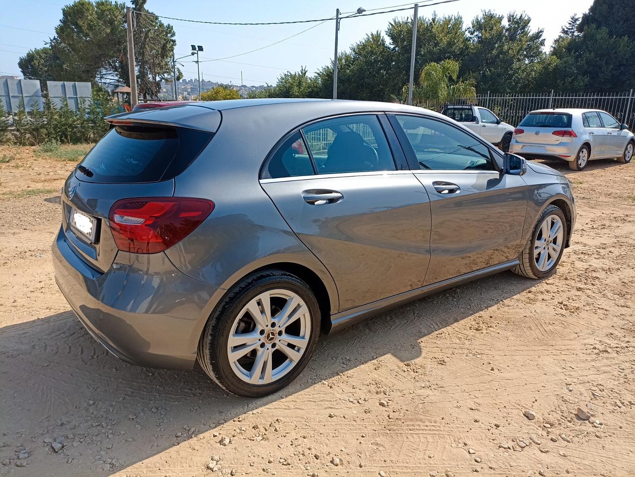 Mercedes-benz A 180 d Premium 110 Cv - 2017