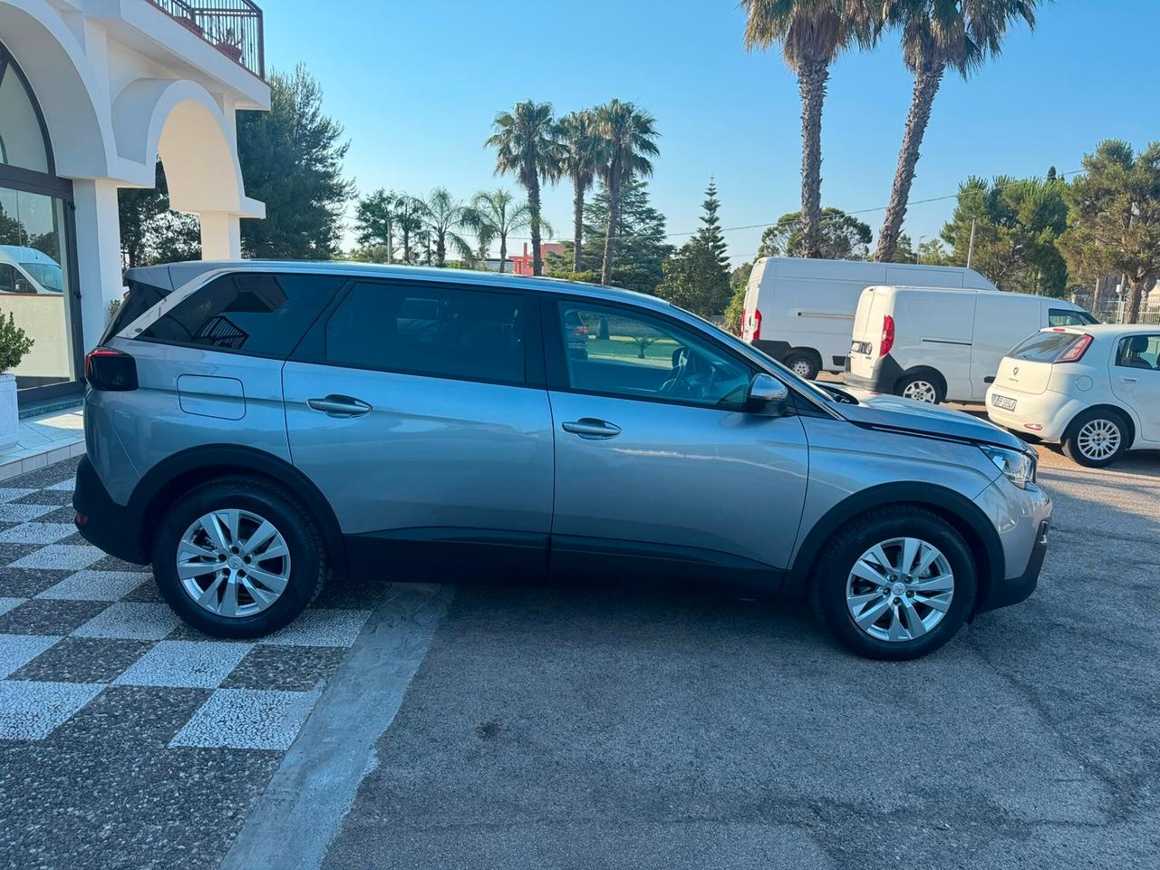 Peugeot 5008 1.5HDI 7POSTI 88.000KM