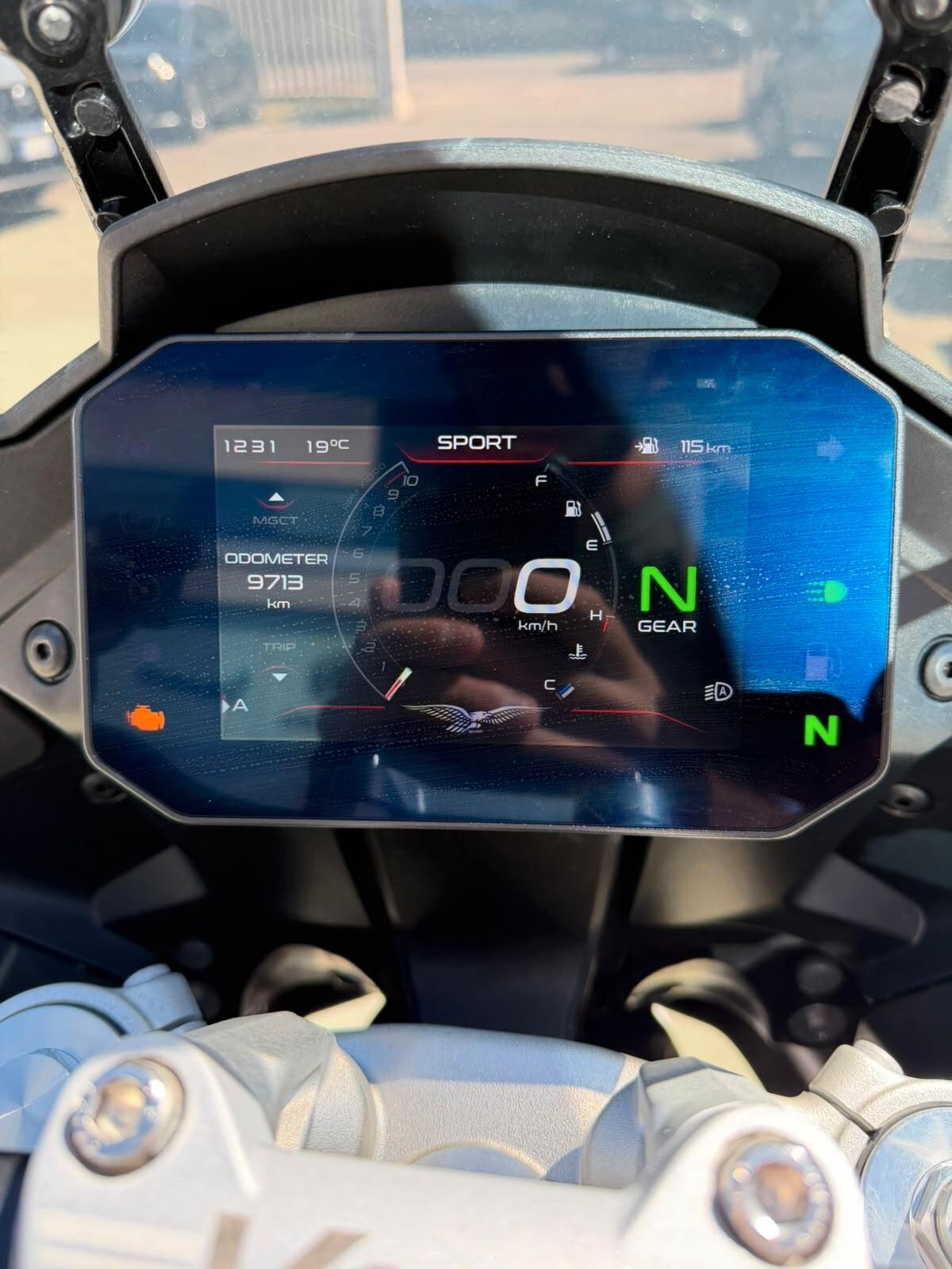 MOTO GUZZI V100 MANDELLO – 2022 – 9.000 KM