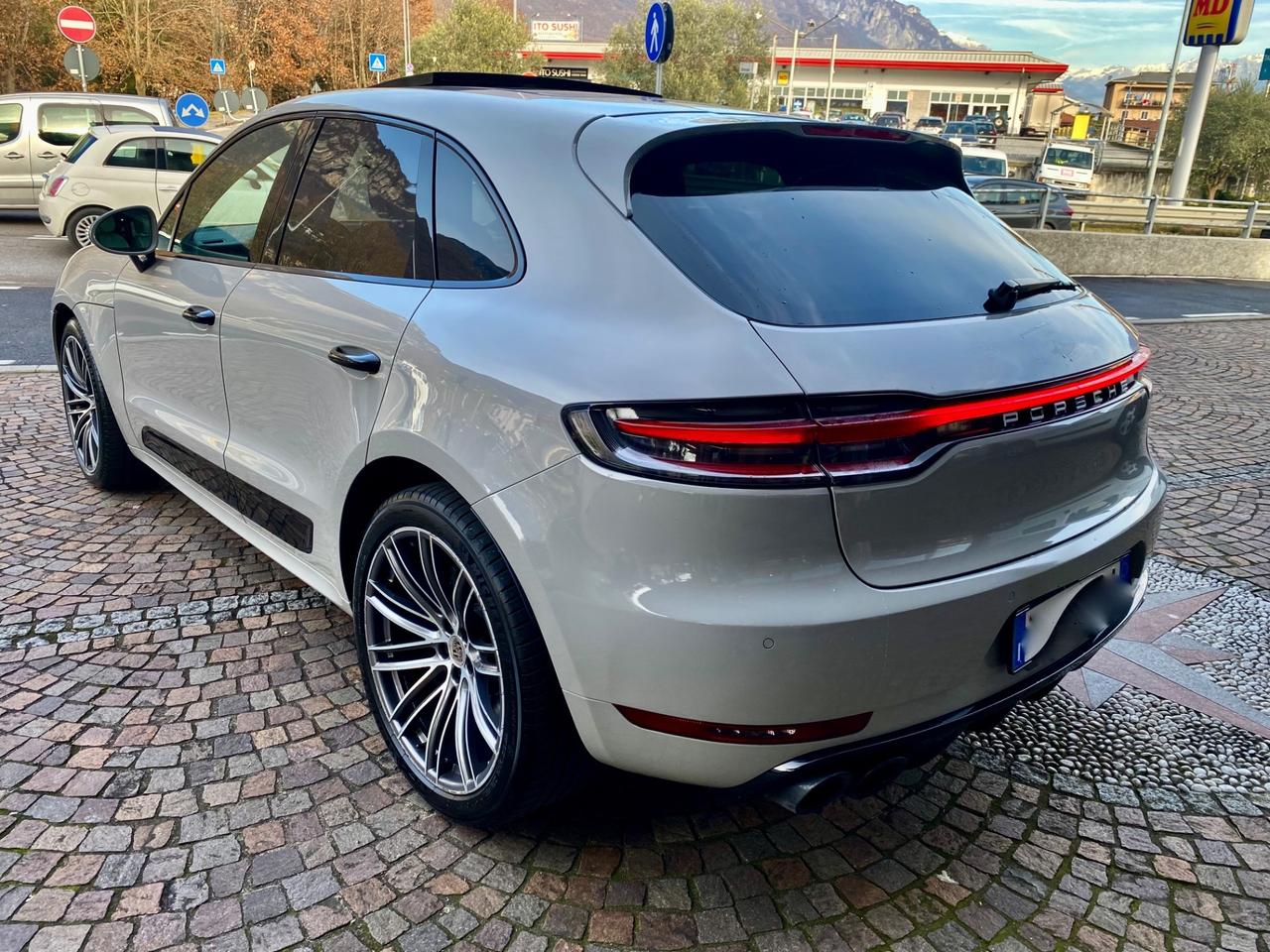 Porsche Macan 2.0 pdk GESSO TETTO 21” FULL