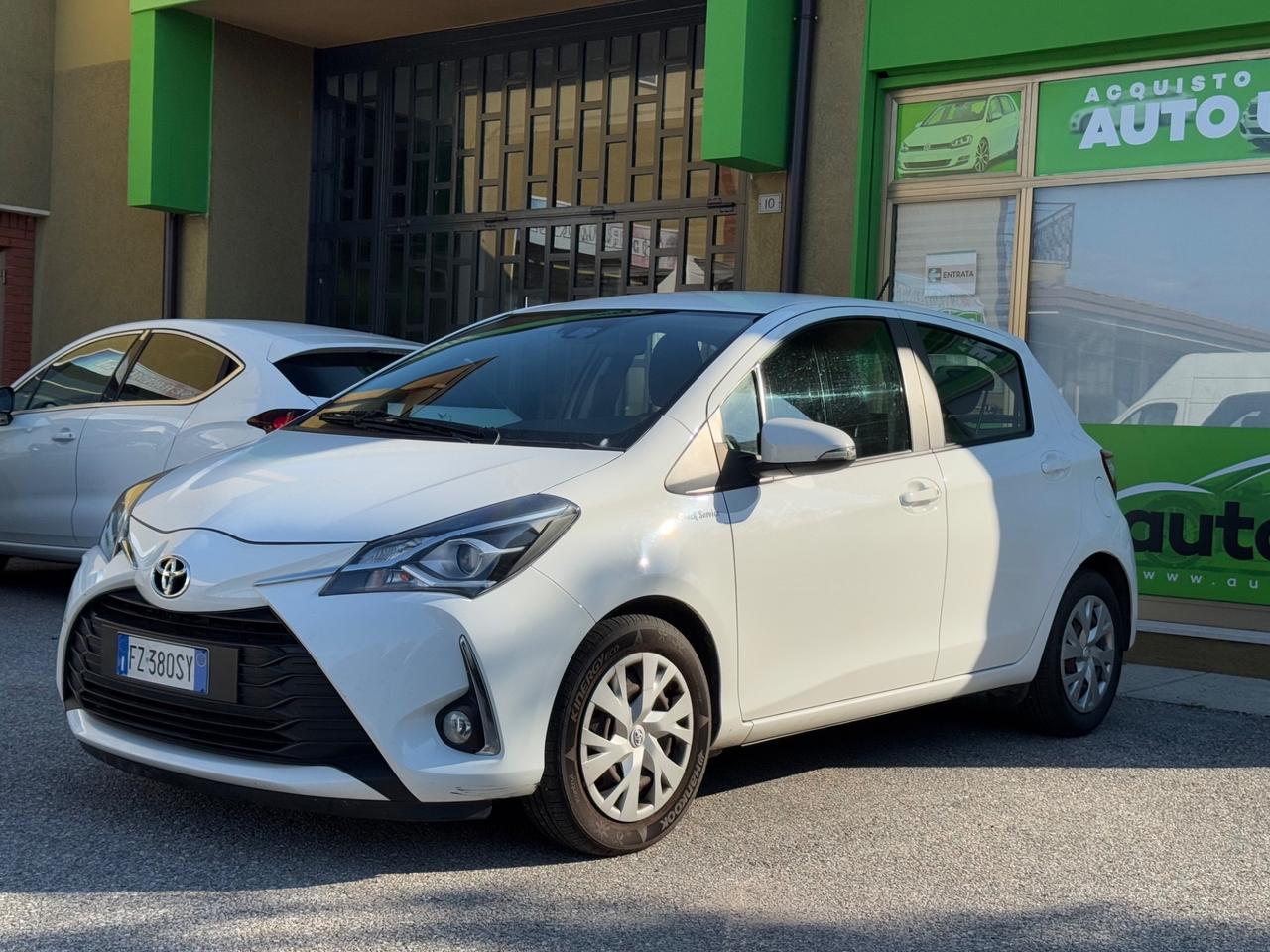 Toyota Yaris 1.0 72 CV 5 porte CONSUMI BASSI