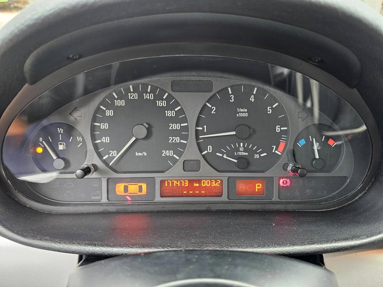 Bmw 318 318i (2.0) cat 4 porte Eletta