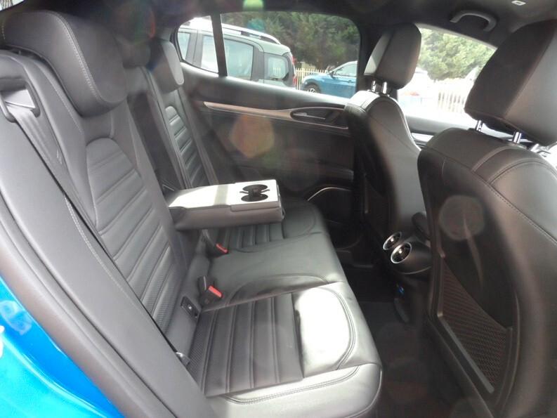 Alfa Romeo Stelvio 2.2 Turbodiesel 210 CV Q4 Veloce