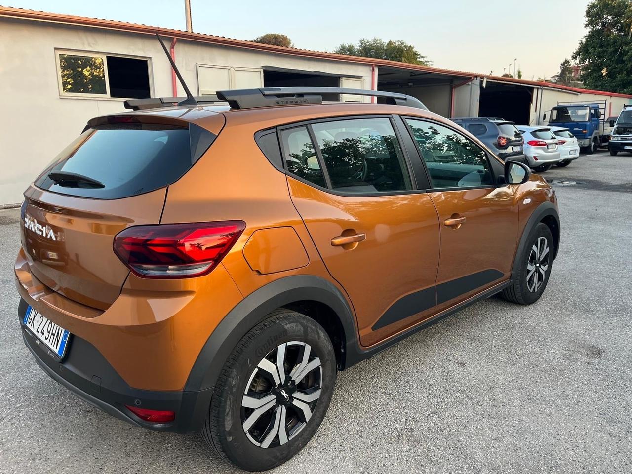 Dacia sandero stepway-1.0 tce-km 40000-2023