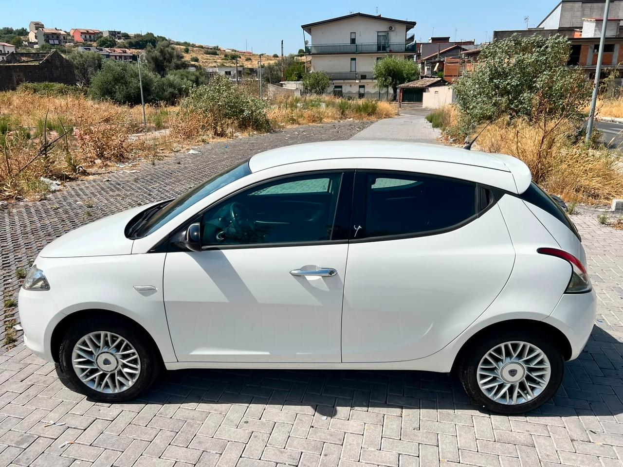 Lancia Ypsilon 1.3 MJT 16V 95 CV 5 porte S&S Platinum