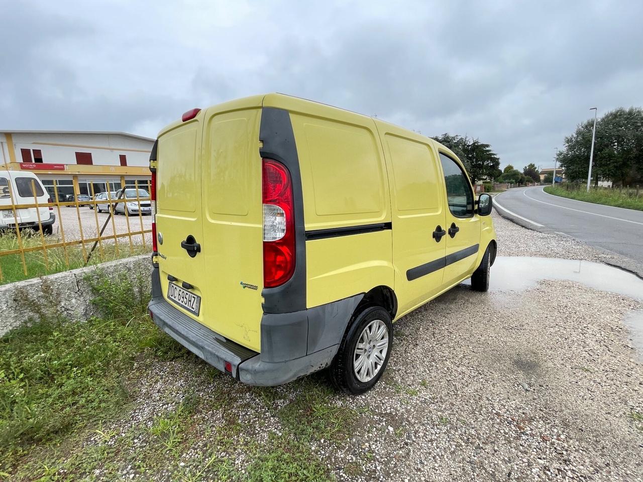 Fiat Doblo Doblò 1.6 16V Natural Power Active