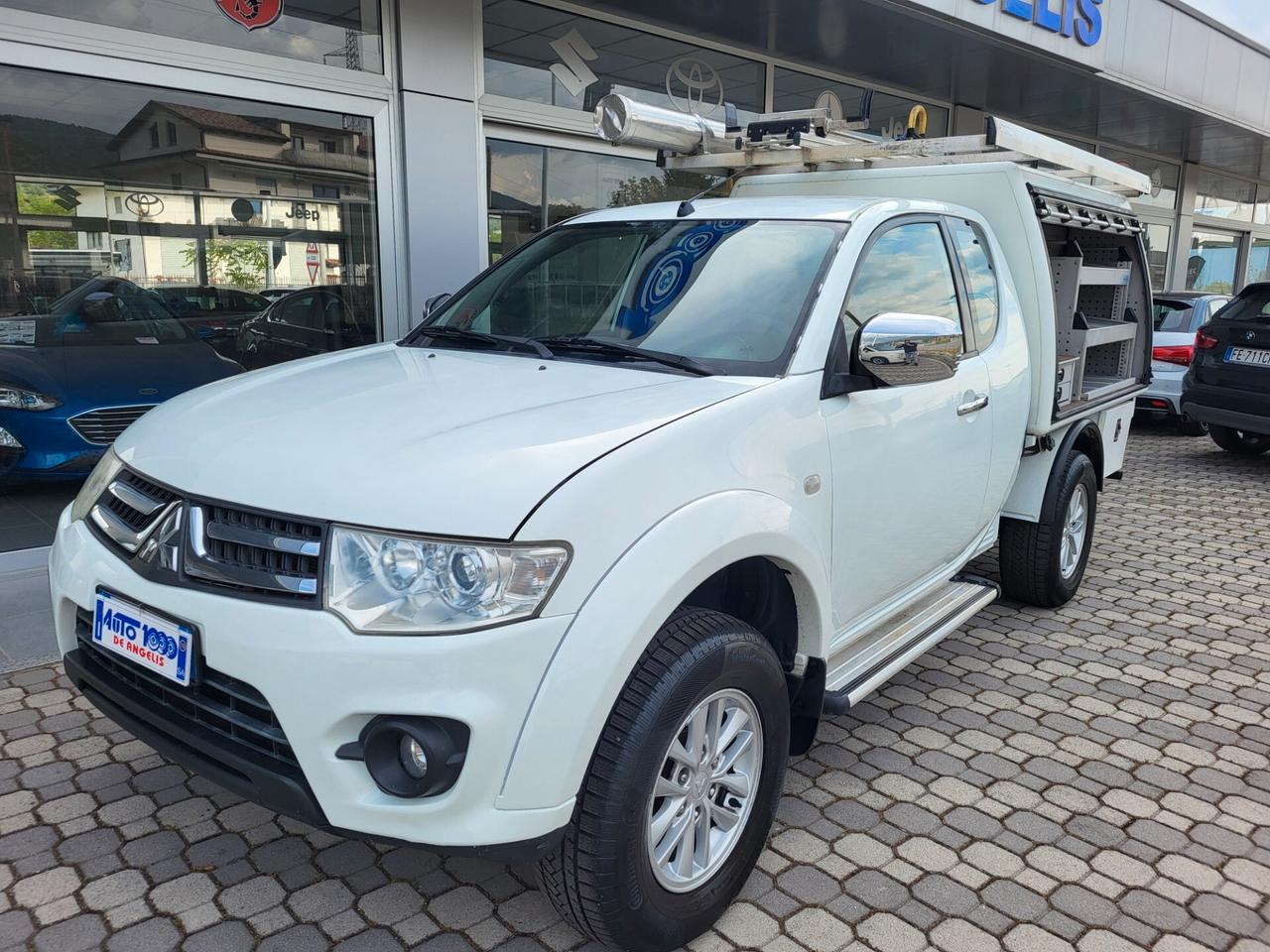 Mitsubishi L200 2.5 DI-D 178 CV 4X4 RIDOTTE BLOCCAGGIO - 4 POSTI