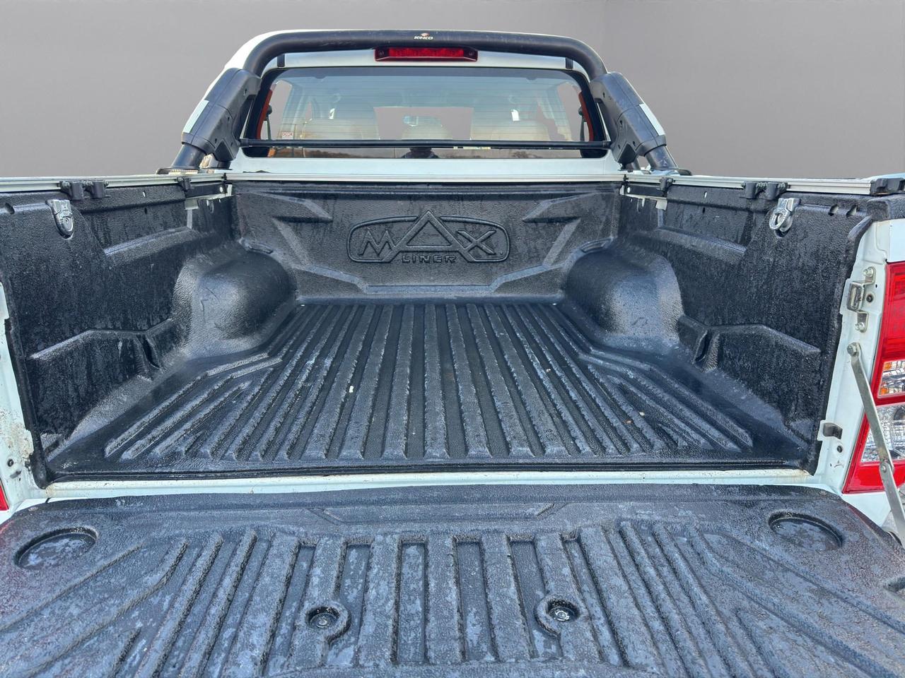 Isuzu D-Max 2.5 td crew Solar 4x4