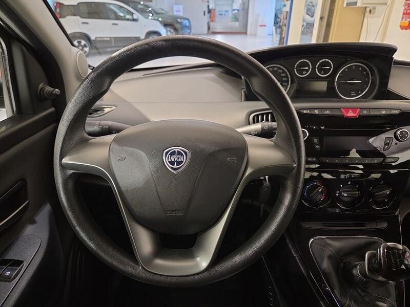 Lancia Ypsilon 1.2 69cv Elefantino