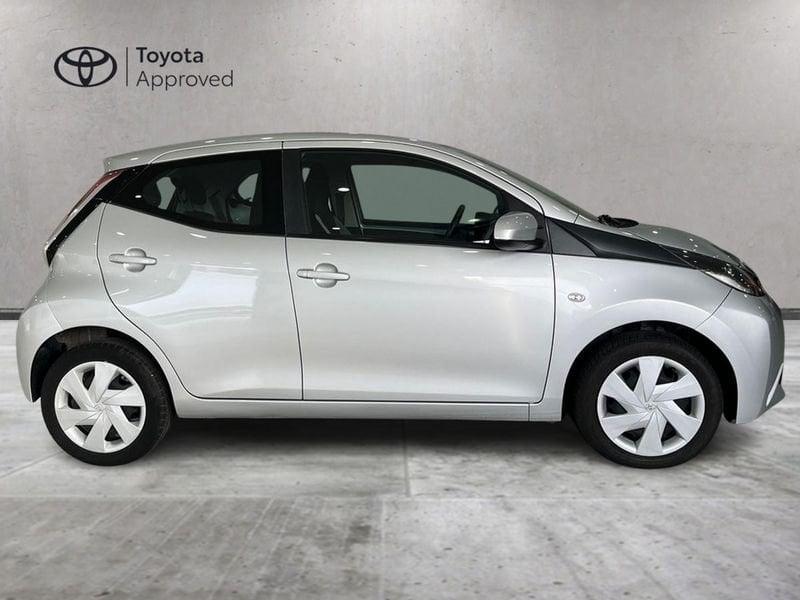 Toyota Aygo Aygo 5p 1.0 x-play my15