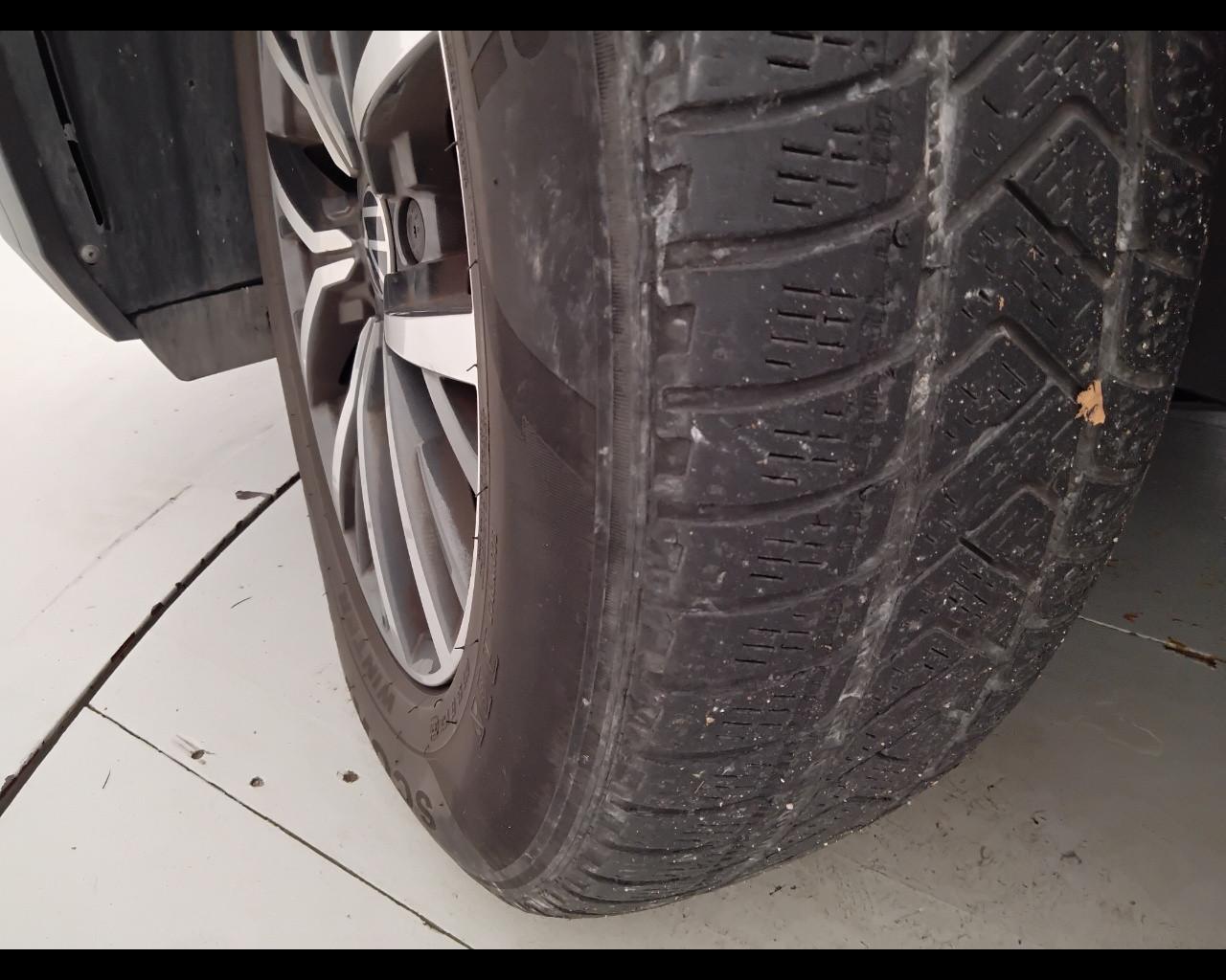 VOLKSWAGEN Tiguan II 2021 - Tiguan 2.0 tdi Life 122cv