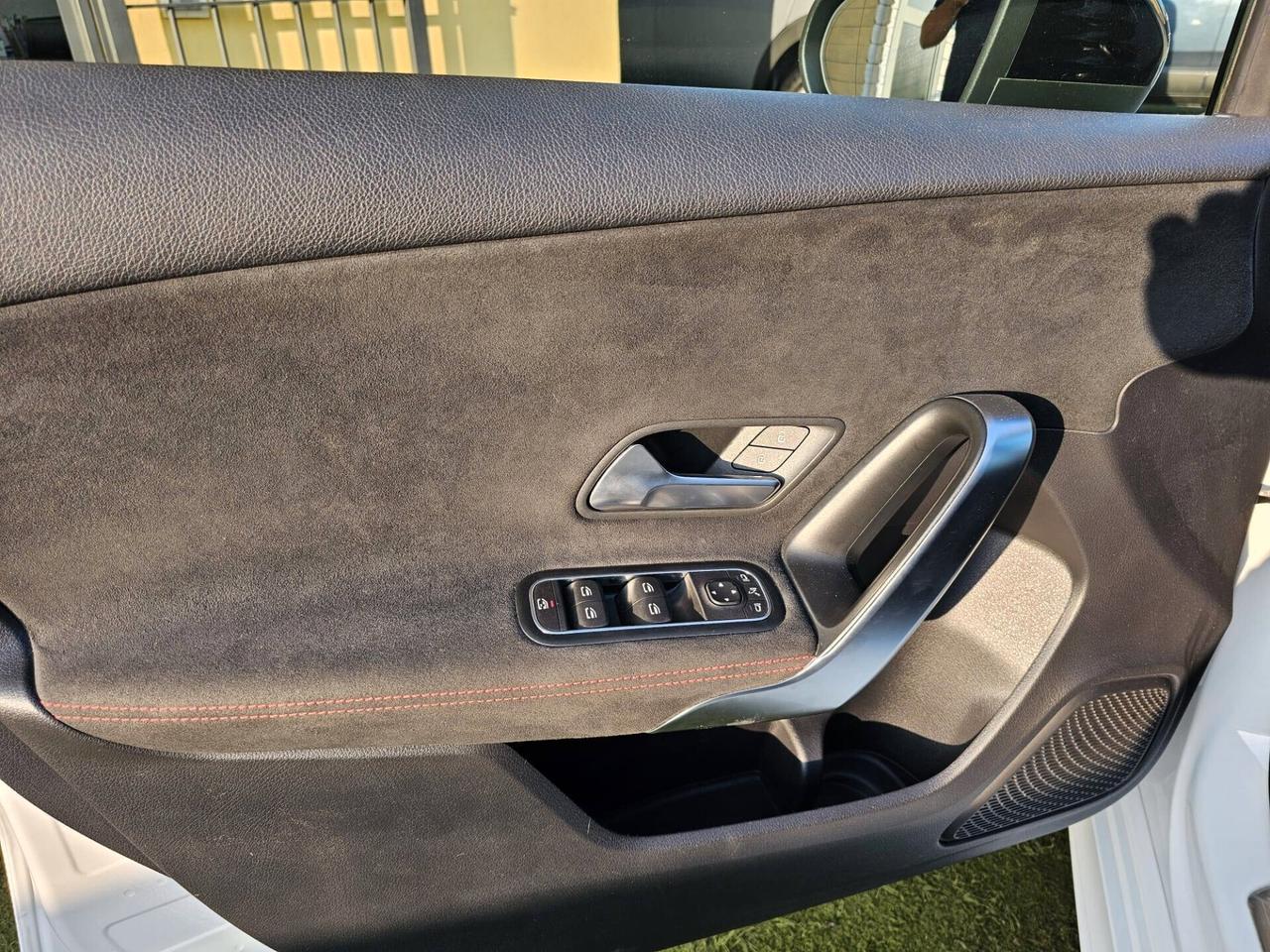 Mercedes-benz A 180 d Premium AMG Tetto Apribile Pack Luci