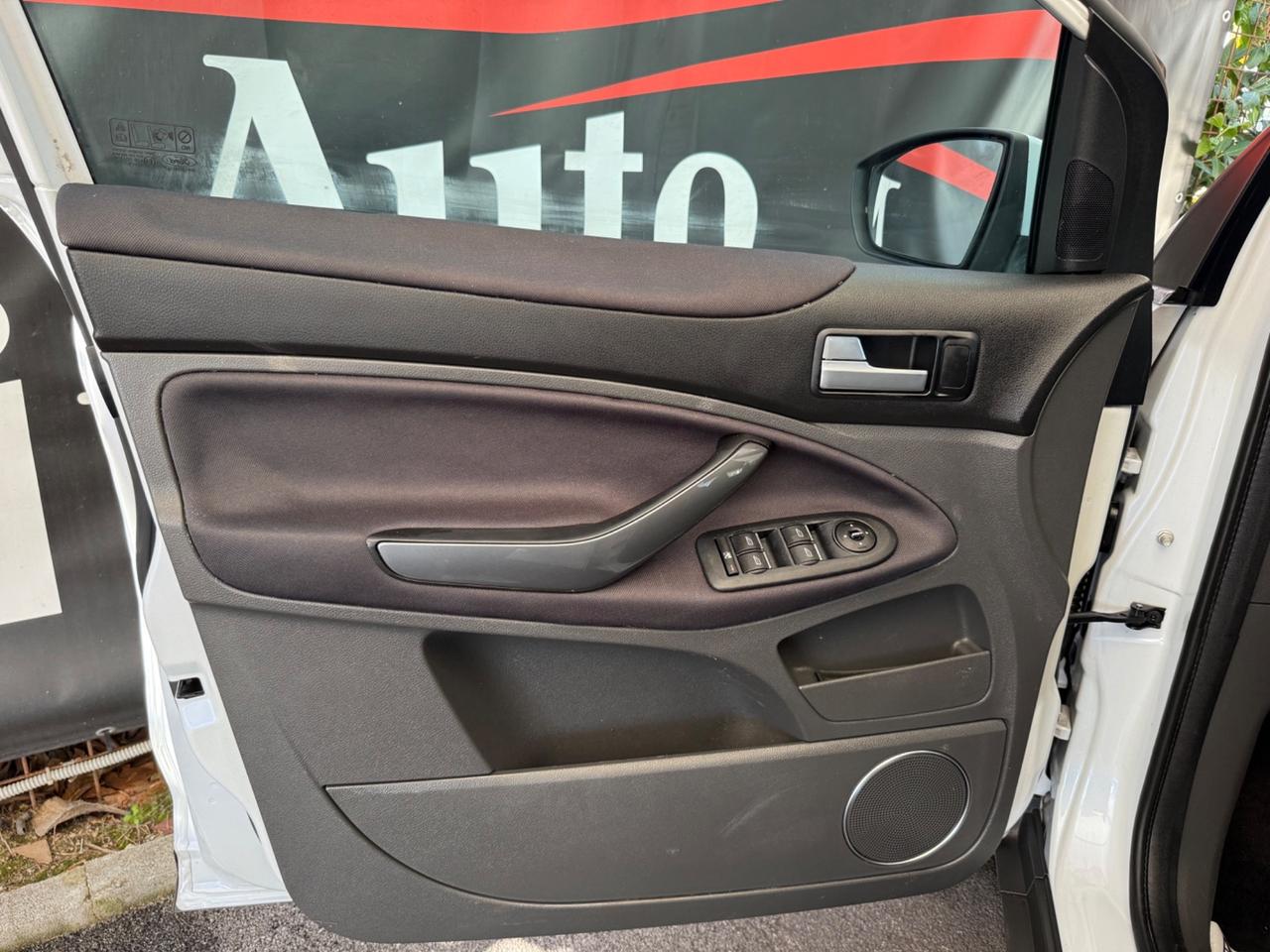 Ford Kuga 2.0 TDCi 136 CV 4WD Titanium DPF