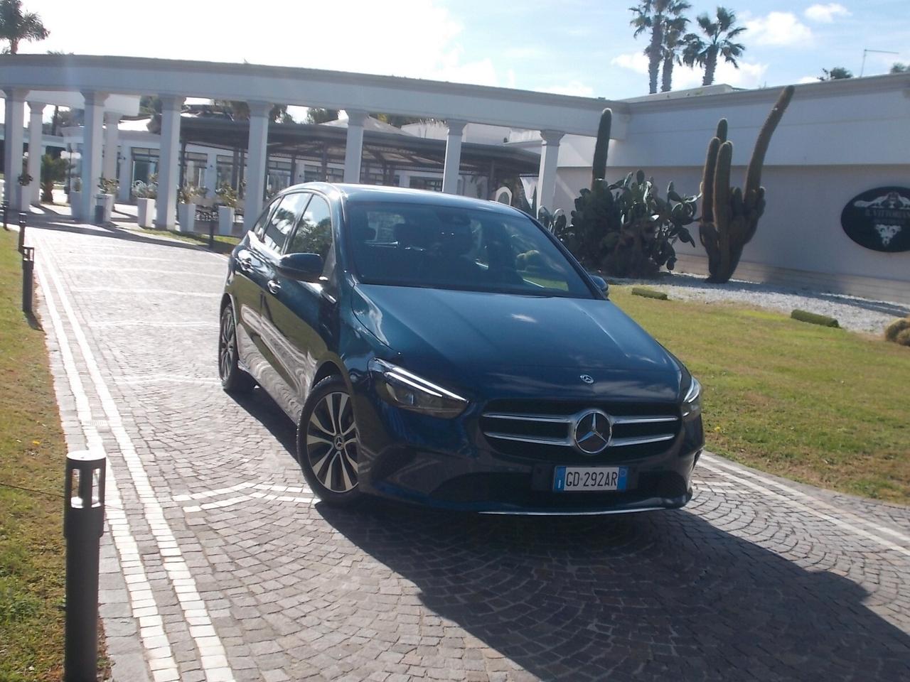 Mercedes-benz B180 1.5 dCi *FULL OPT-LUCI AMBIENT*